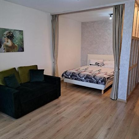 Glamour Studio Nagyvárad Kültér fotó
